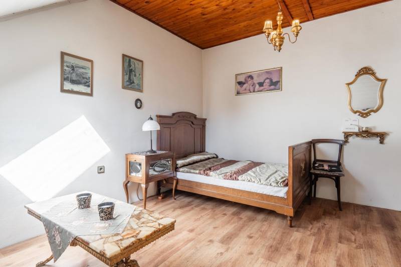 Sale Cottage, Cottage, Hviezdoslavova, Trenčín, Slovakia