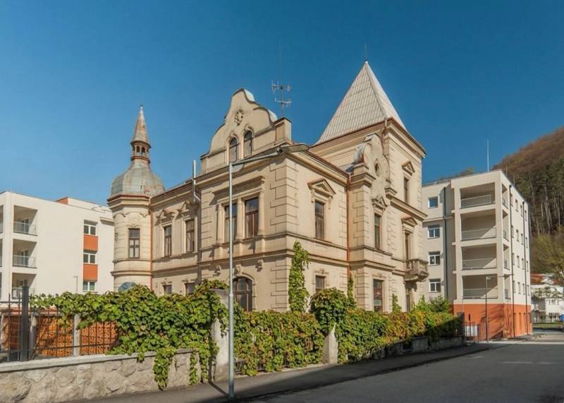 Sale Cottage, Cottage, Hviezdoslavova, Trenčín, Slovakia