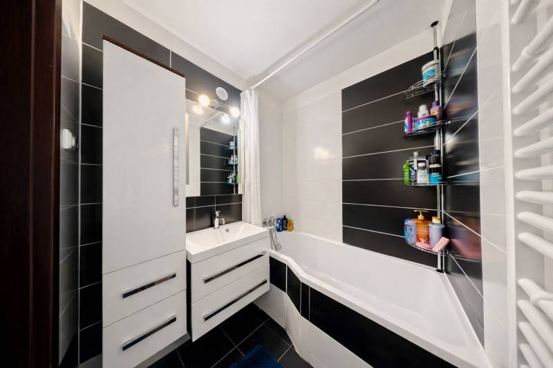 Sale Three bedroom apartment, Three bedroom apartment, Vyšehradská, Br