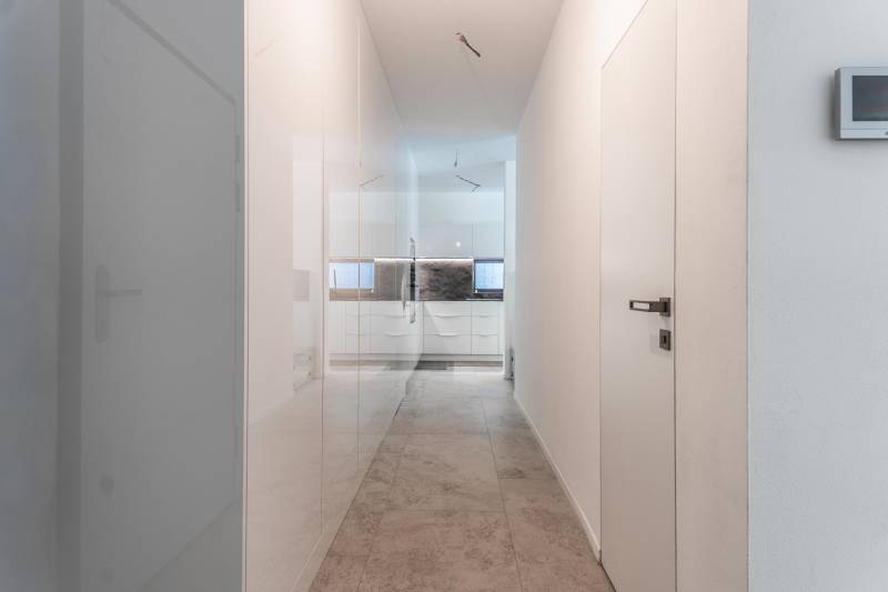 Rent Three bedroom apartment, Three bedroom apartment, solunska, Brati