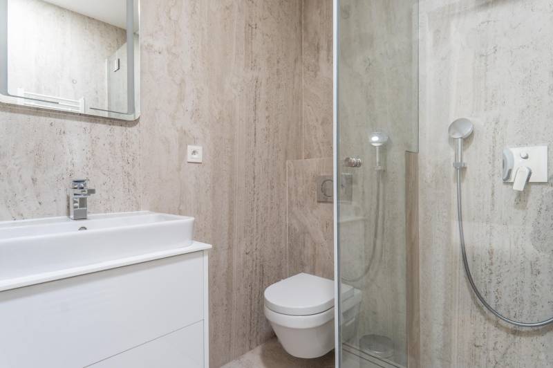 Rent Three bedroom apartment, Three bedroom apartment, solunska, Brati