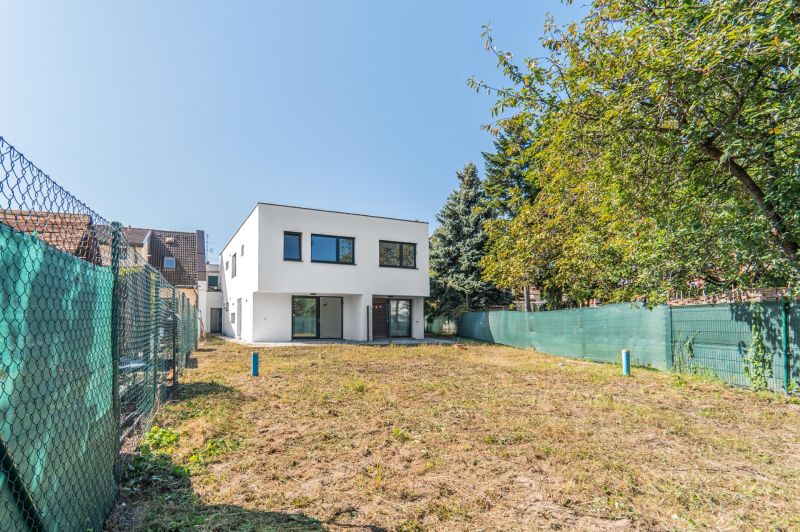 Sale Family house, Family house, Kľukatá, Bratislava - Ružinov, Slovak