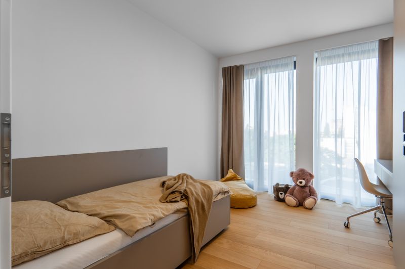 Sale Three bedroom apartment, Three bedroom apartment, Mierová, Bratis