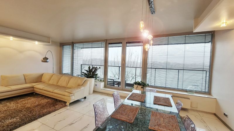 Rent Two bedroom apartment, Two bedroom apartment, Dvořákovo nábrežie,