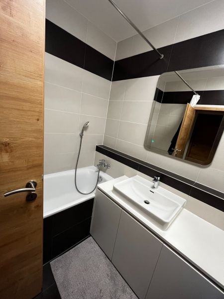 Rent Two bedroom apartment, Two bedroom apartment, mlynské nivy, Brati