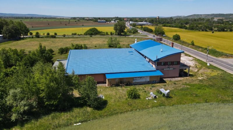 Sale Commercial premises, Commercial premises, Komenského, Nové Zámky,