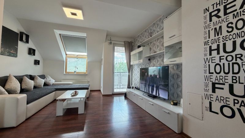 Sale Two bedroom apartment, Two bedroom apartment, Kollárova, Banská B