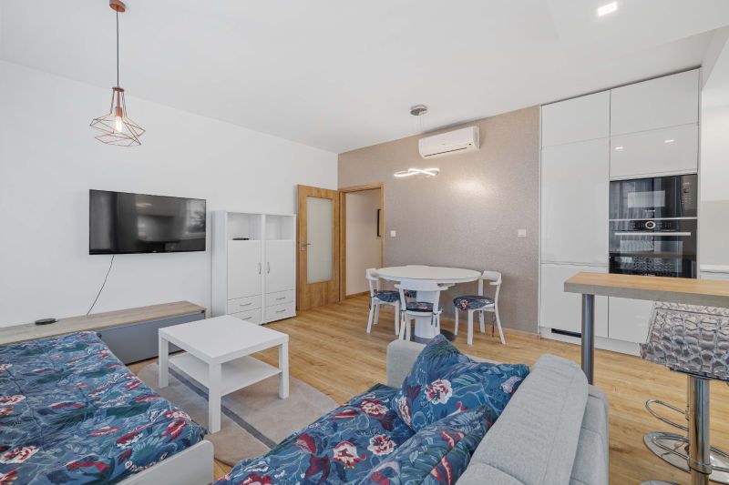 Rent One bedroom apartment, One bedroom apartment, Dunajska, Bratislav