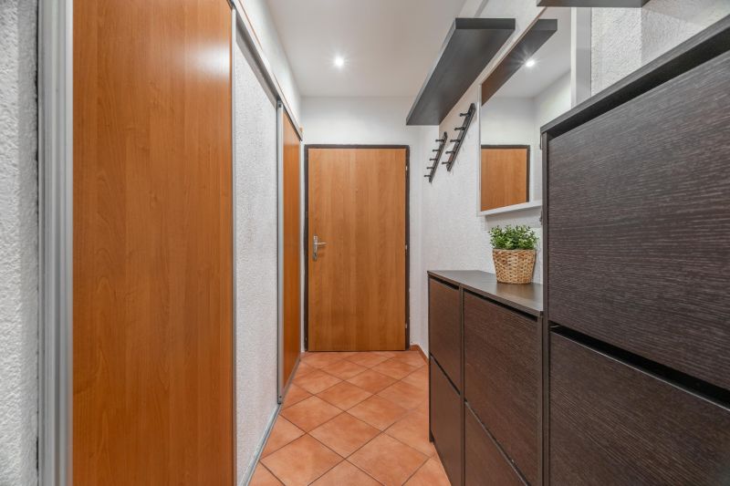 Sale Two bedroom apartment, Two bedroom apartment, Rovniankova, Bratis