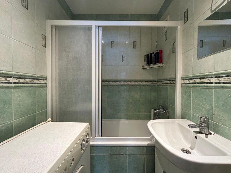 Sale Three bedroom apartment, Three bedroom apartment, Slatinská, Brat
