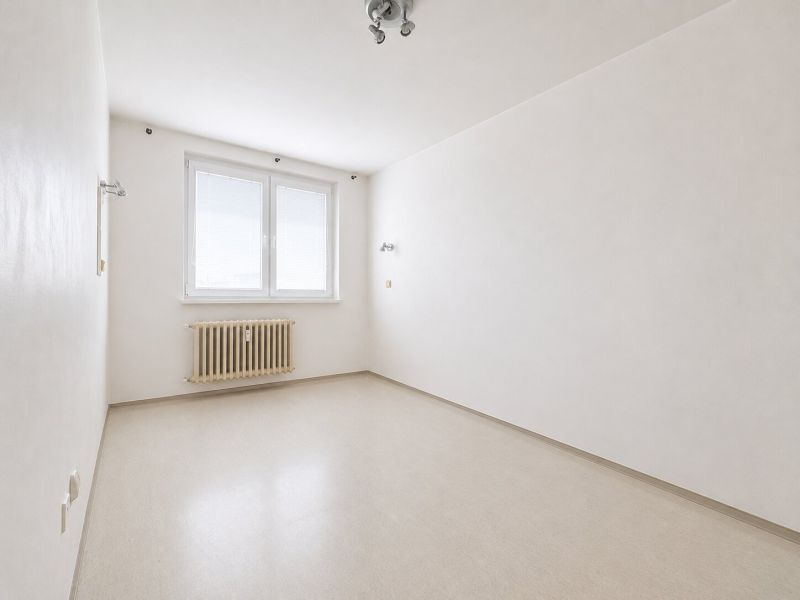 Sale Three bedroom apartment, Three bedroom apartment, Slatinská, Brat
