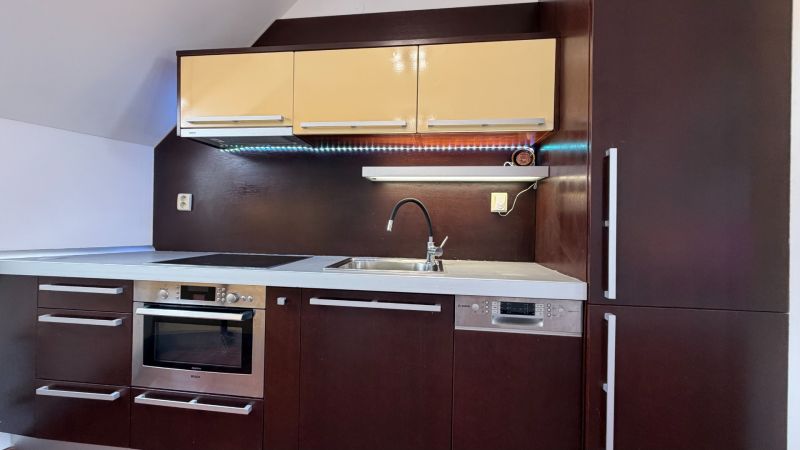 Sale Two bedroom apartment, Two bedroom apartment, Kollárova, Banská B