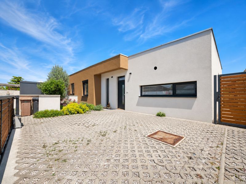 Rent Family house, Family house, Nad jazierkom, Senec, Slovakia