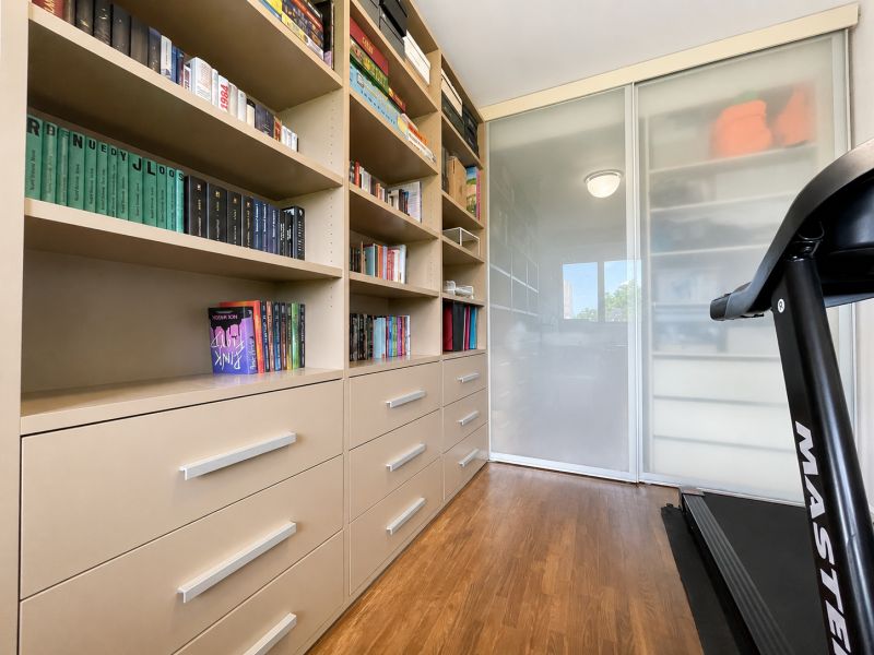 Rent Two bedroom apartment, Two bedroom apartment, Špitálska, Bratisla