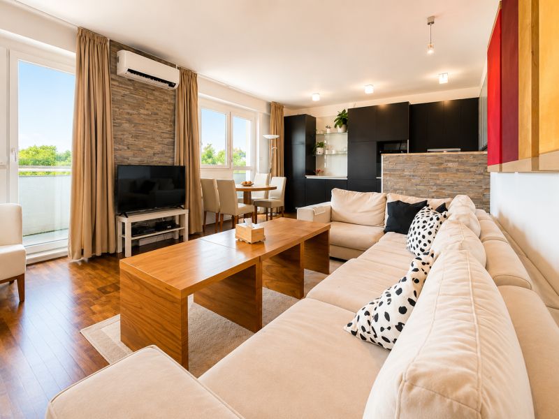Rent Two bedroom apartment, Two bedroom apartment, Špitálska, Bratisla