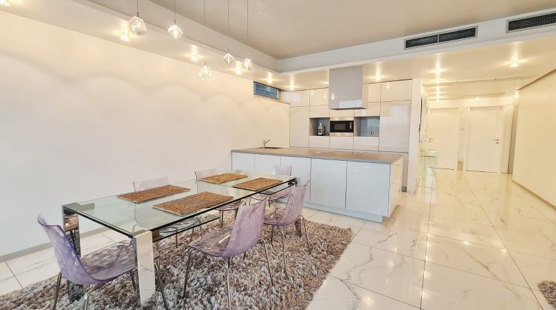 Rent Two bedroom apartment, Two bedroom apartment, Dvořákovo nábrežie,