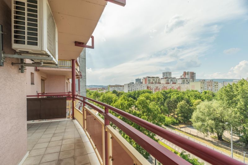 Sale Two bedroom apartment, Two bedroom apartment, Záhradnícka, Bratis