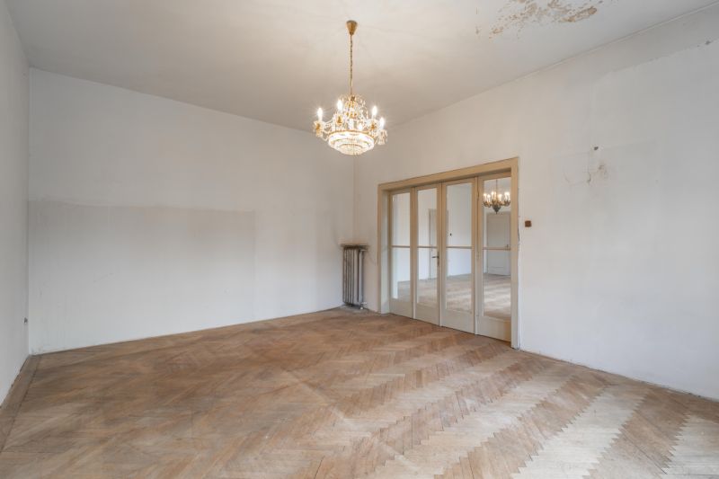 Charming 3-Room Apartment in Historic Bratislava Old Town