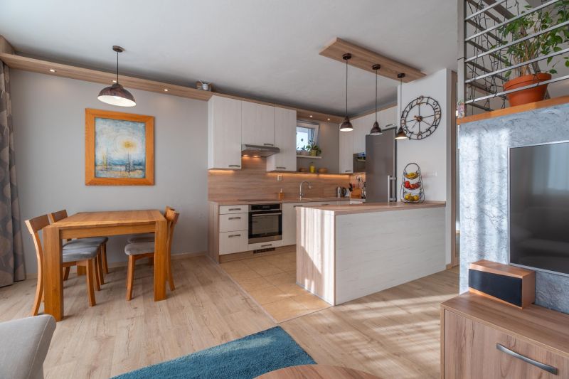 Sale Three bedroom apartment, Three bedroom apartment, Cementárenská, 