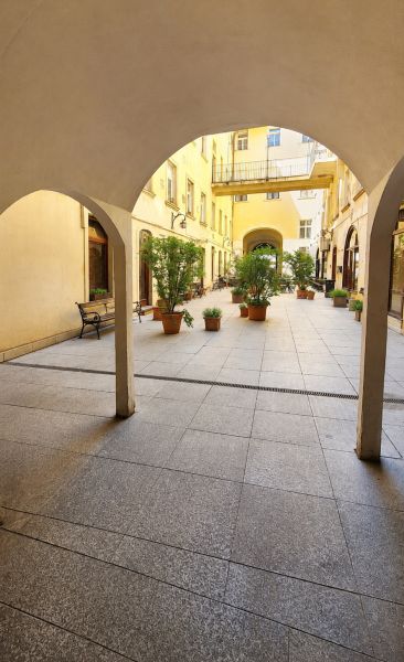 Rent One bedroom apartment, One bedroom apartment, Hviezdoslavovo náme