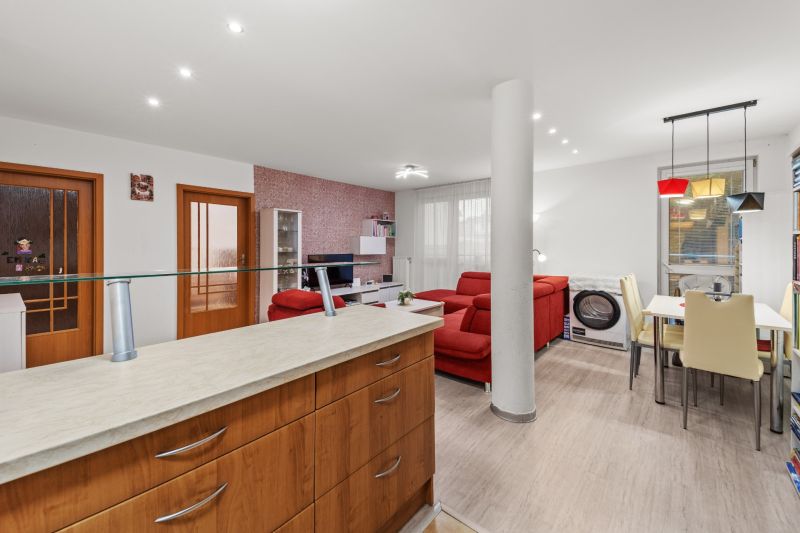 Sale Two bedroom apartment, Two bedroom apartment, Robotnícka, Senec, 