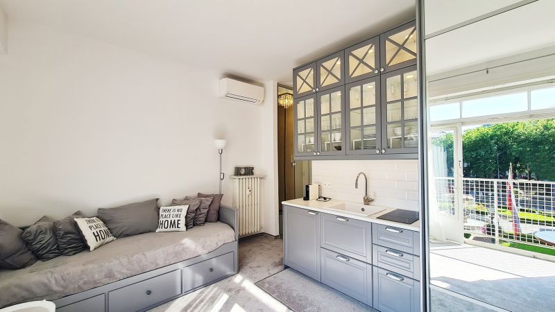 Rent Studio, Studio, Hviezdoslavovo námestie, Bratislava - Staré Mesto