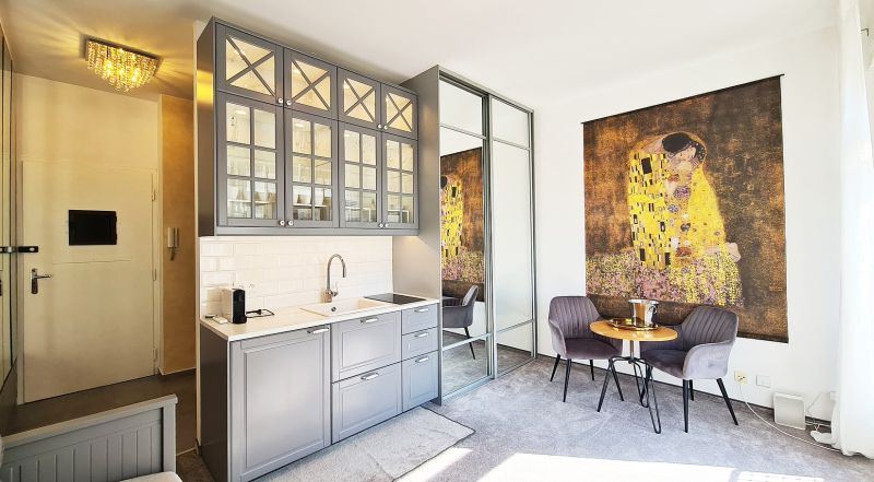 Rent Studio, Studio, Hviezdoslavovo námestie, Bratislava - Staré Mesto