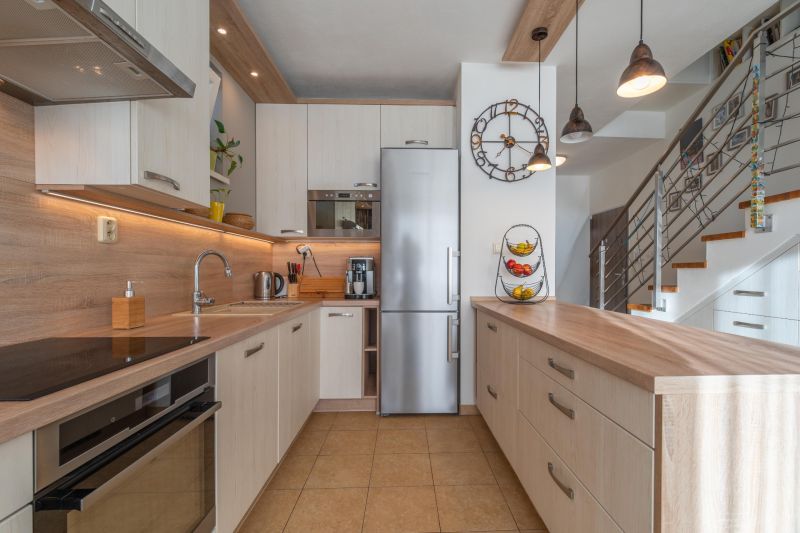 Sale Three bedroom apartment, Three bedroom apartment, Cementárenská, 