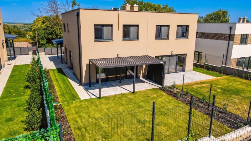 Sale Family house, Family house, Bruck an der Leitha, Austria