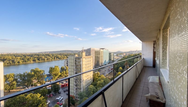 Rent Three bedroom apartment, Three bedroom apartment, Žižkova, Bratis