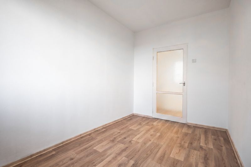 Rent Three bedroom apartment, Three bedroom apartment, Žižkova, Bratis