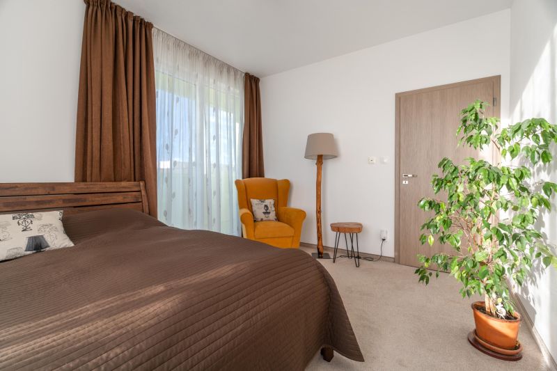 Sale Three bedroom apartment, Three bedroom apartment, Cementárenská, 