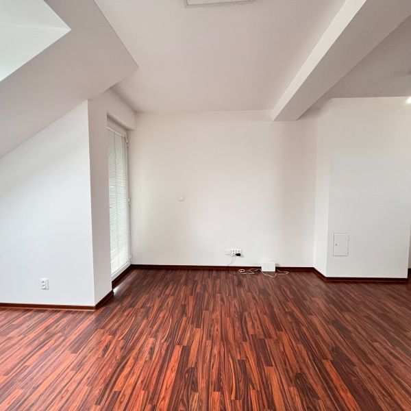 Sale Two bedroom apartment, Two bedroom apartment, Kollárova, Banská B