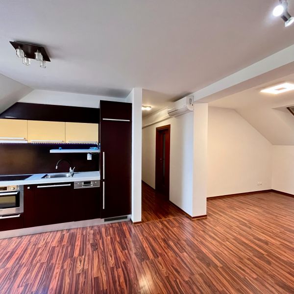 Sale Two bedroom apartment, Two bedroom apartment, Kollárova, Banská B