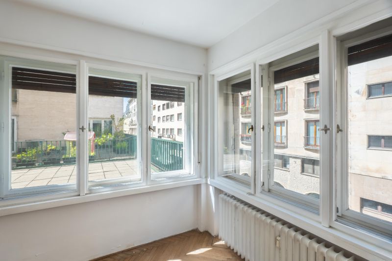Sale Three bedroom apartment, Three bedroom apartment, Gorkého, Bratis