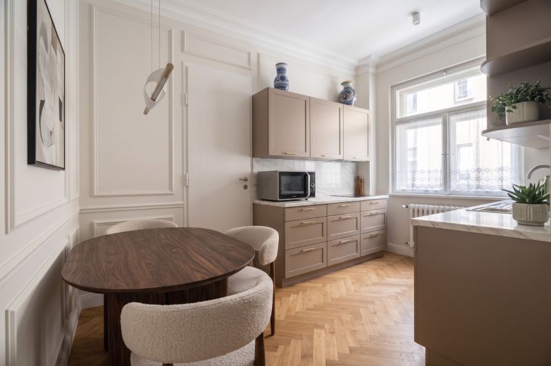 Sale Three bedroom apartment, Three bedroom apartment, Gorkého, Bratis