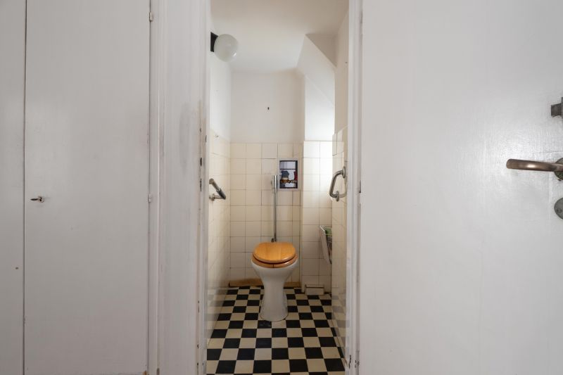Sale Three bedroom apartment, Three bedroom apartment, Gorkého, Bratis