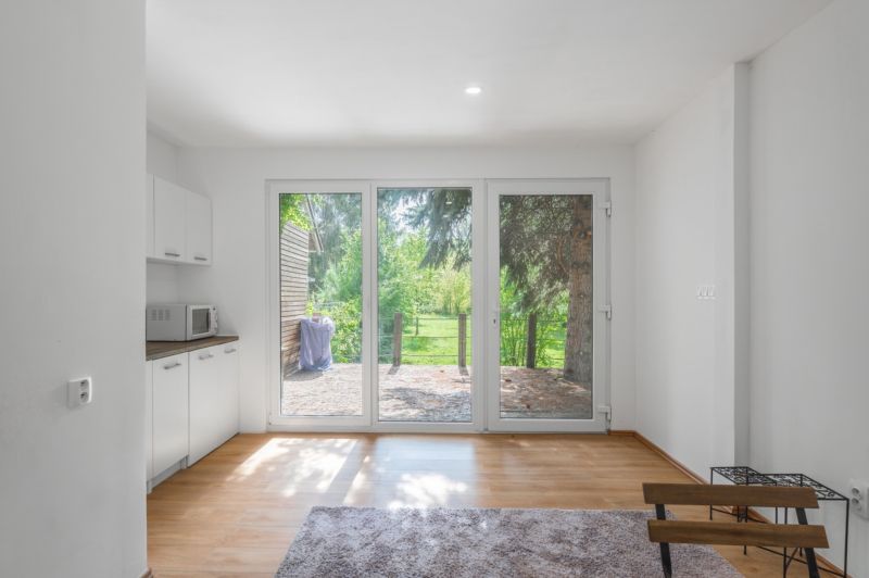 Charming Cottage Retreat in Devín: Nature Meets City Convenience