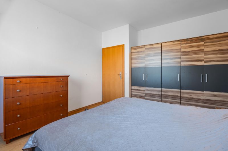 Rent Three bedroom apartment, Three bedroom apartment, KRESÁNKOV, Brat