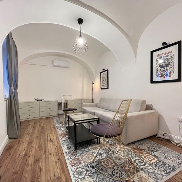 Rent One bedroom apartment, One bedroom apartment, Obchodná, Bratislav