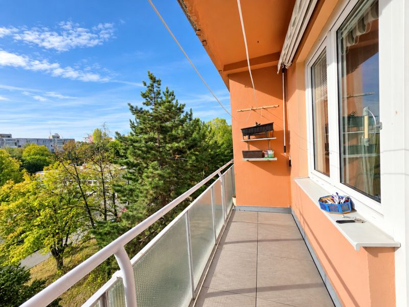Sale Three bedroom apartment, Three bedroom apartment, Rovníková, Brat