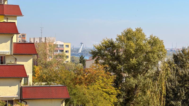 Rent Three bedroom apartment, Three bedroom apartment, KRESÁNKOV, Brat