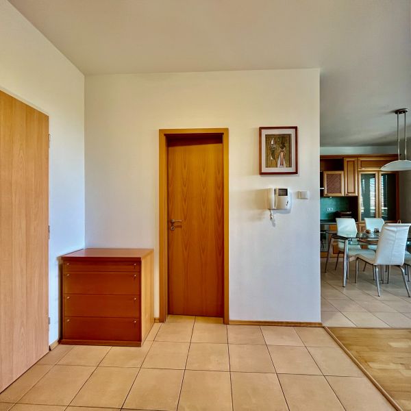 Rent One bedroom apartment, One bedroom apartment,  Karloveské rameno,